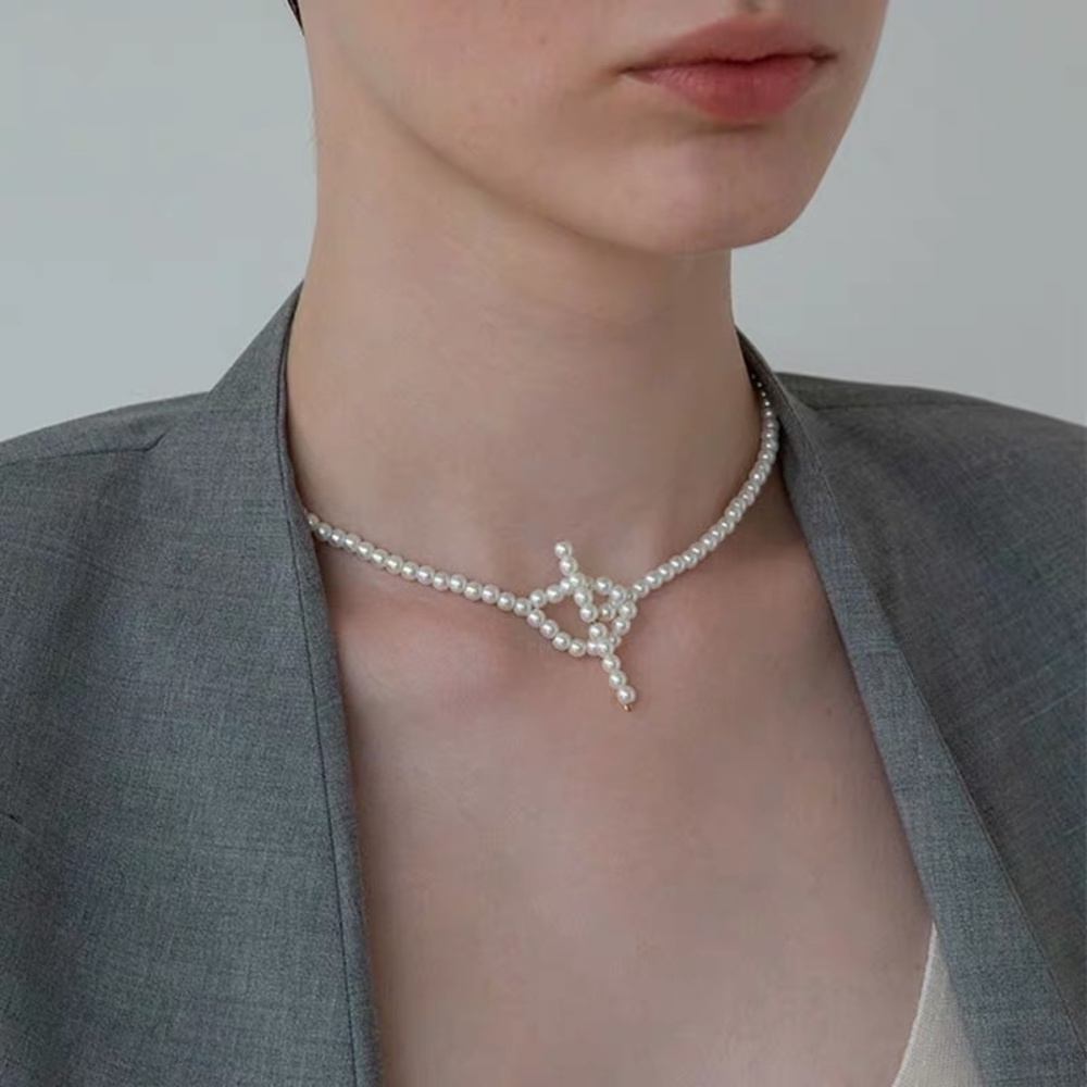 Pearl necklace